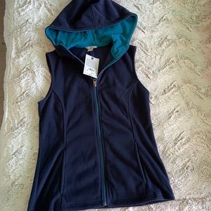 NWT! Bass fleece hooded vest, size XS